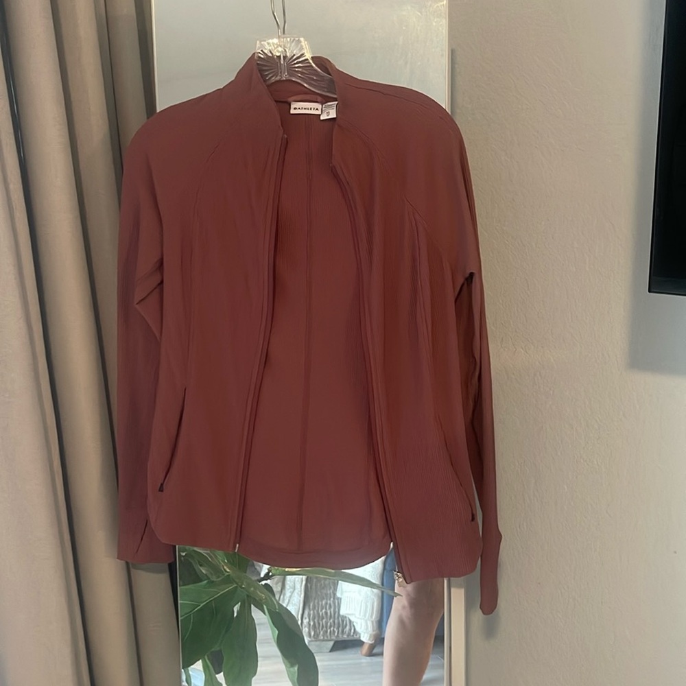 Athleta XS Dusty pink ribbed zip-up- EUC